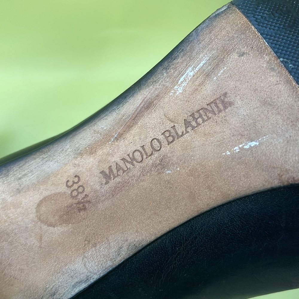 Vintage black Manolo Blahnik all leather booties - Picture 14 of 15